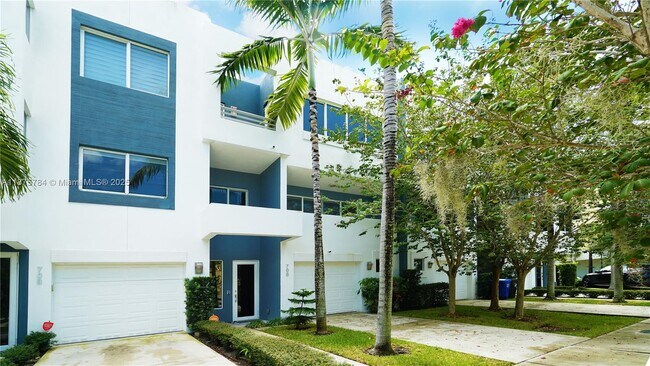 property at 706 NE 5th St