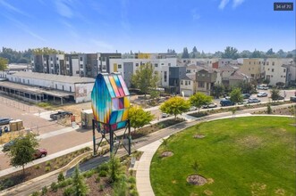 471 Tailoff Ln in Sacramento, CA - Building Photo - Building Photo