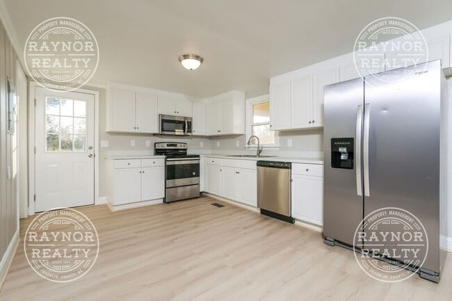 6637 Speight School Rd in Wilson, NC - Building Photo - Building Photo