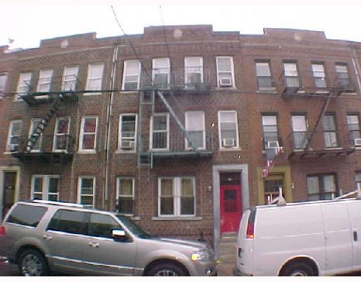 861 40th St in Brooklyn, NY - Foto de edificio