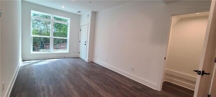 723 Eloise Wy in Atlanta, GA - Building Photo - Building Photo