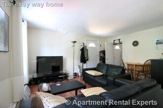 400 Franklin St, Unit #4 in Cambridge, MA - Building Photo - Building Photo