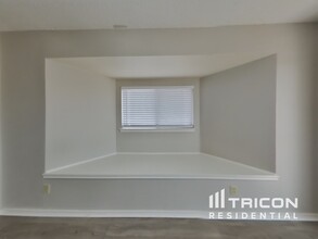 8130 Ocean Meadow Dr in Converse, TX - Building Photo - Building Photo