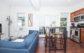 122 G St in Boston, MA - Building Photo - Building Photo