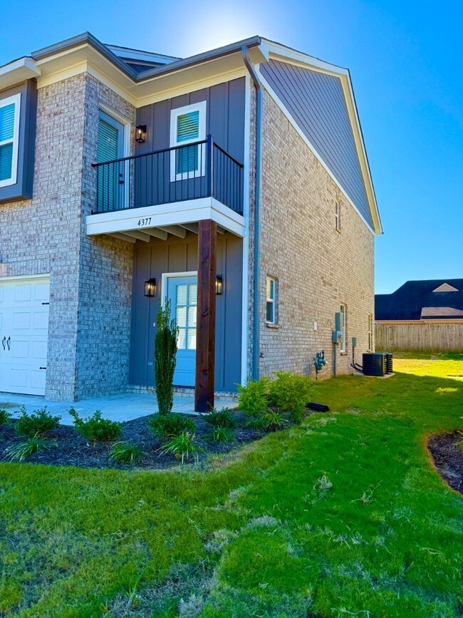 4371 Ravenwood Park W in Horn Lake, MS - Building Photo - Building Photo