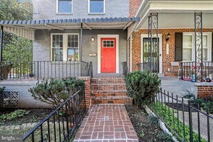 1719 Frankford St SE in Washington, DC - Building Photo