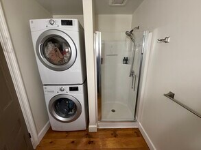 278 Maine St, Unit 3 Columbia Ave in Brunswick, ME - Building Photo - Building Photo