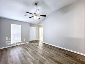 7593 Lilly Dr in Southaven, MS - Building Photo - Building Photo