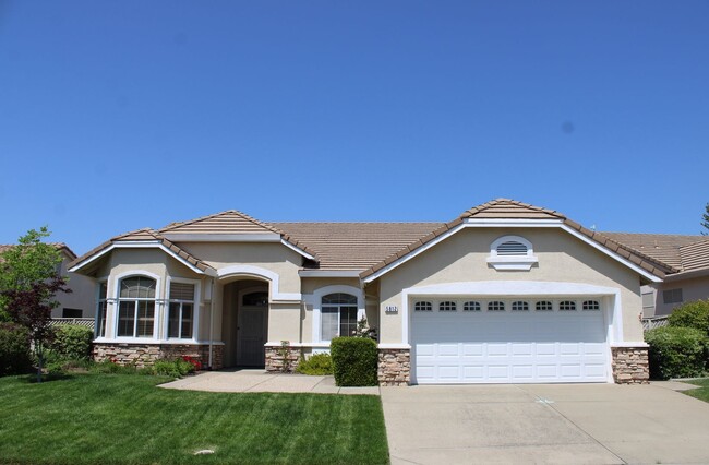 property at 5812 Sandlewood Way