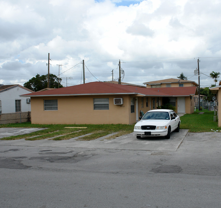 10783 SW 7th Ter in Miami, FL - Building Photo