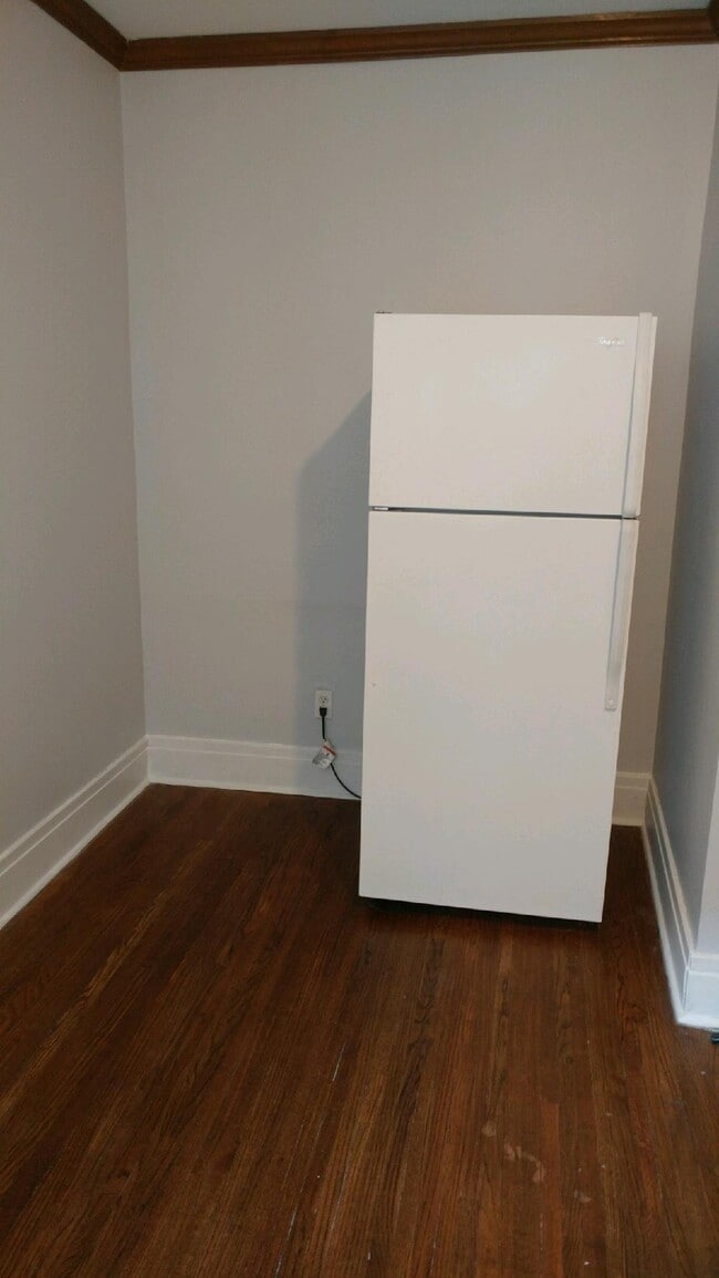 734 Auburn Ave, Unit 1000 in Buffalo, NY - Foto de edificio - Building Photo