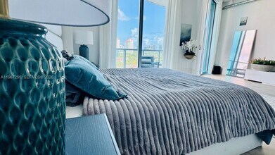 3029 NE 188th St, Unit 902 in Aventura, FL - Foto de edificio - Building Photo