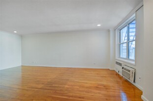 3311 Giles Pl in New York, NY - Building Photo - Building Photo