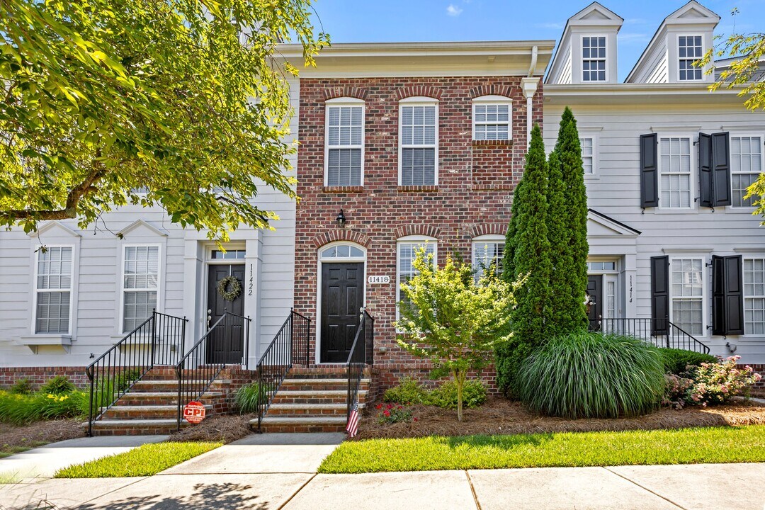 11418 Potters Row in Cornelius, NC - Building Photo