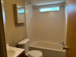 7805 W Fern Pl in Homosassa, FL - Building Photo - Building Photo