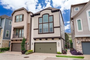 1303 Edwinstowe Trl in Houston, TX - Building Photo