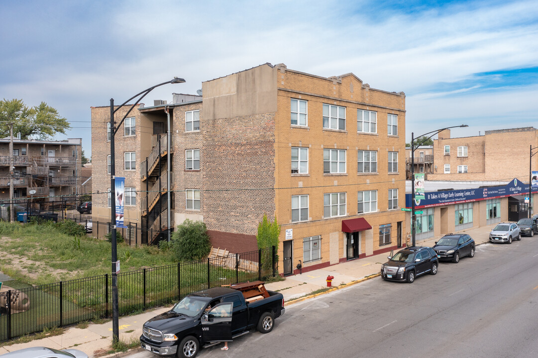 4024-4026 W Division St in Chicago, IL - Building Photo