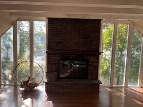 21 Hawthorn Ave in Winthrop, MA - Building Photo - Building Photo