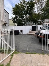 498 Norwood St in East Orange, NJ - Building Photo - Building Photo