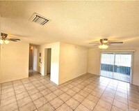 9482 N Davy Way in Citrus Springs, FL - Foto de edificio - Building Photo