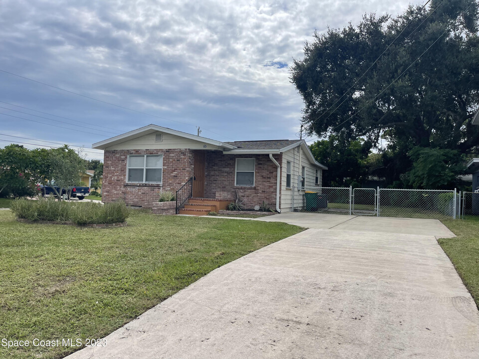 65 Peck Ave in Merritt Island, FL - Building Photo