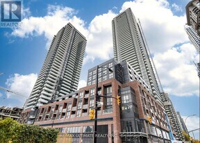 4130 Parkside Village Dr in Mississauga, ON - Building Photo