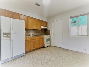 3141 SW 12th St in Miami, FL - Building Photo - Building Photo