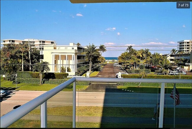 2560 S Ocean Blvd in Palm Beach, FL - Building Photo - Building Photo