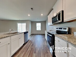 729 Crackling Ct in Zebulon, NC - Building Photo - Building Photo
