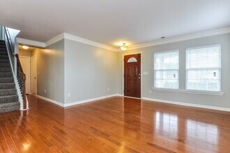 6539 Guard Hill Dr in Raleigh, NC - Foto de edificio - Building Photo