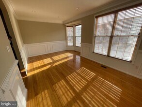 5729 Goldfinch Ct in Ilchester, MD - Building Photo - Building Photo