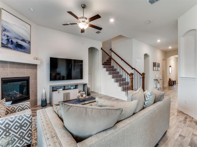 1313 Prairie Lake Ct in Lewisville, TX - Building Photo - Building Photo