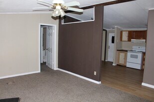 222 Paige St in Albany, GA - Building Photo