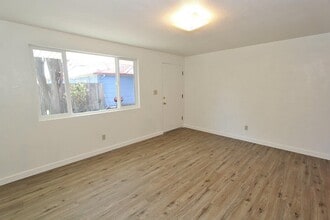 1407 Ellis Ave in Caldwell, ID - Building Photo - Building Photo