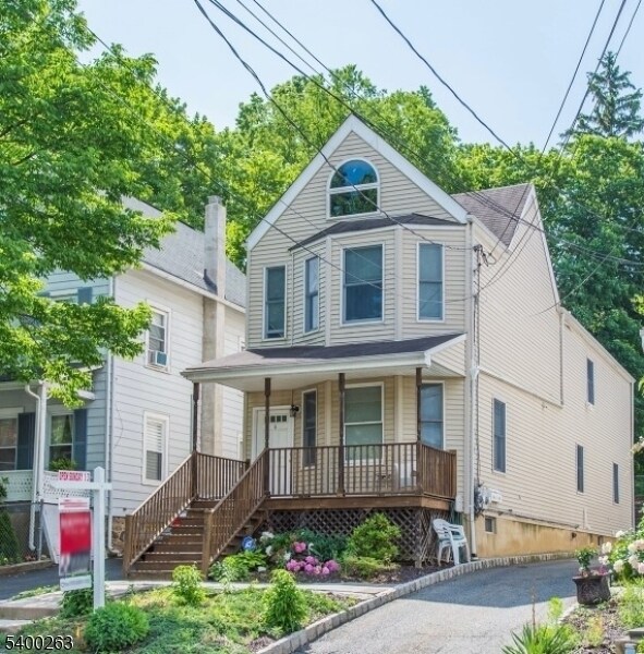 46 Phoenix Ave in Morristown, NJ - Building Photo