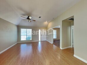 403 Thunderbay Dr in Georgetown, TX - Building Photo - Building Photo
