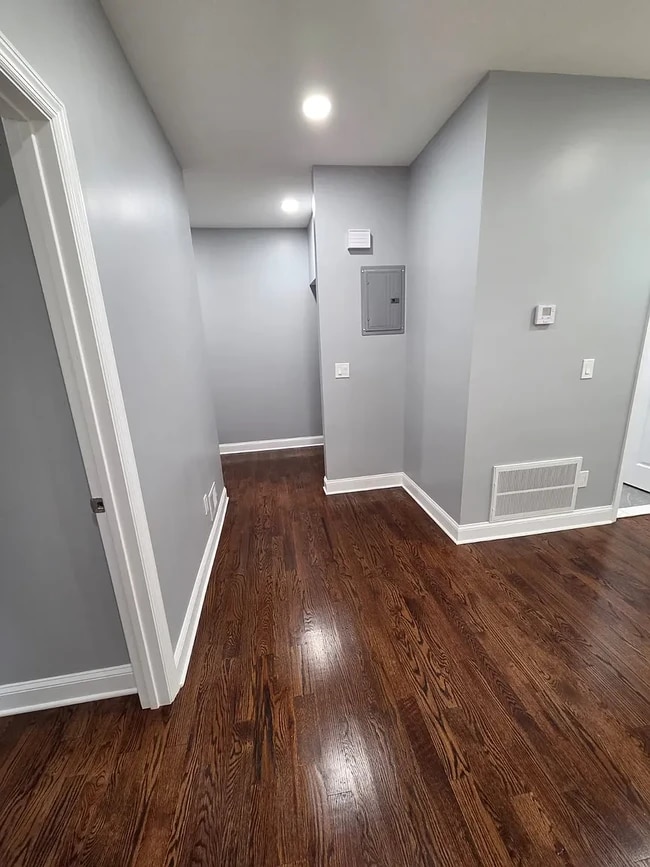 241 16th Ave, Unit 1 in Newark, NJ - Foto de edificio - Building Photo