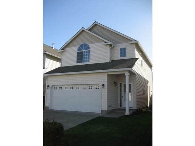 property at 13805 NE 63rd St