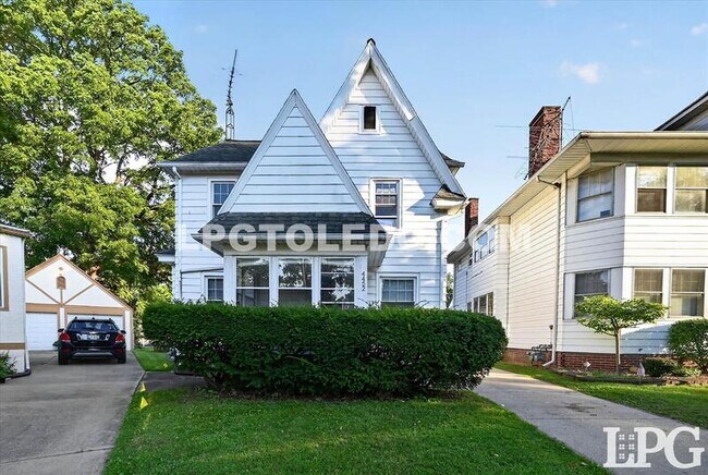 property at 4452 Pennfield Rd