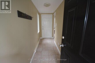 107 Old Mosley St in Wasaga Beach, ON - Building Photo - Building Photo