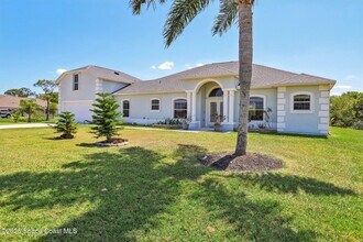929 Hialeah St in Rockledge, FL - Building Photo - Building Photo