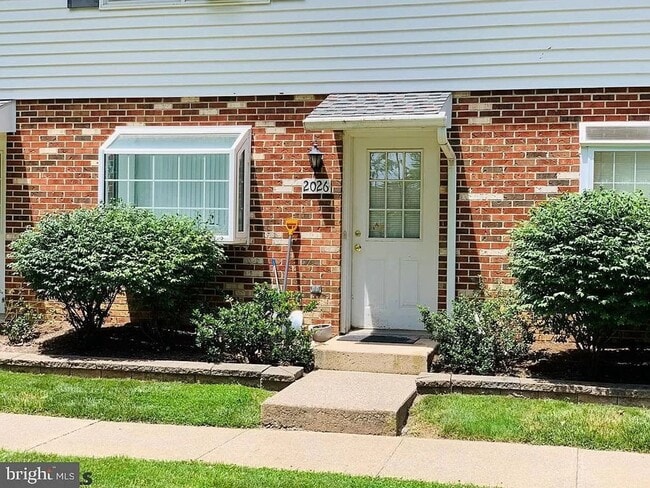 2026 Mary Ellen Ln