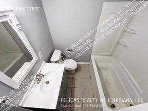 218 Appletree Ln in Terrytown, LA - Building Photo - Building Photo