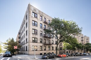 500 Fort Washington Ave in New York, NY - Building Photo