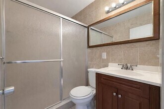 7018 54th Ave N in St. Petersburg, FL - Building Photo - Building Photo