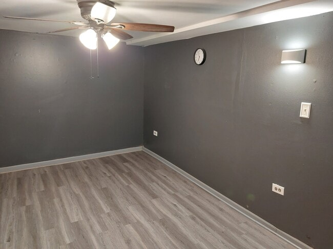 12262 S McDaniels St in Alsip, IL - Building Photo - Building Photo