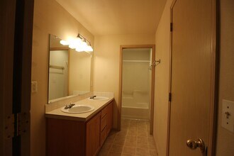 1834-1834 SE 11th Ave in Camas, WA - Building Photo - Building Photo