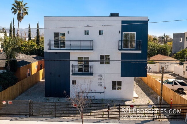 6334 Beck Ave in Los Angeles, CA - Foto de edificio - Building Photo