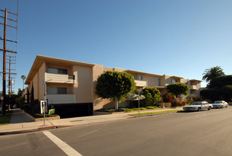 1310 Wellesley Ave in Los Angeles, CA - Building Photo - Building Photo