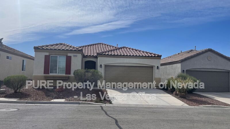 10445 Orchard Ladge St in Las Vegas, NV - Building Photo
